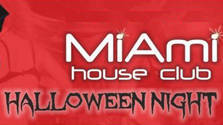 Halloween alla discoteca Capital Music